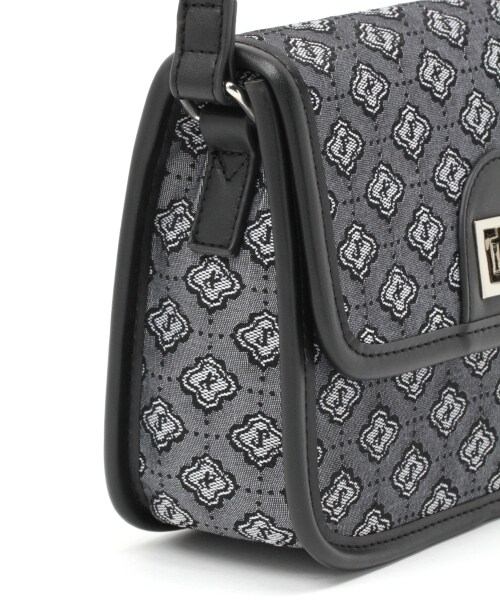 PAGEBOY（ページボーイ）の「モノグラムスクエアショルダー（バッグ・モノトーン系/キャラメル系・ONE SIZE）」の12枚目の写真