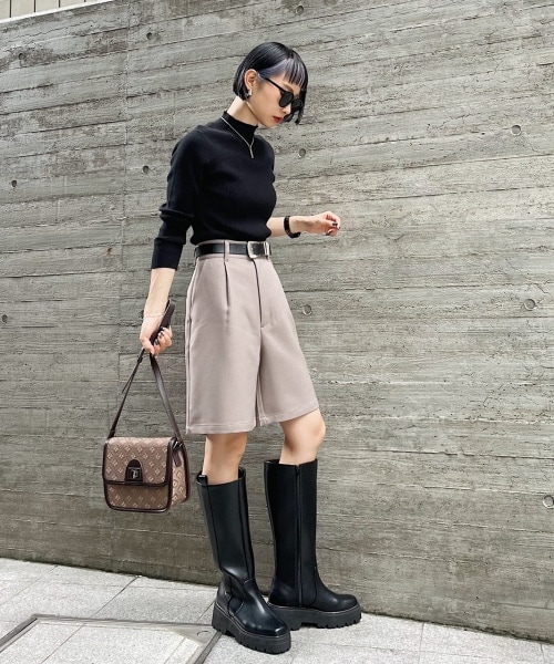 PAGEBOY（ページボーイ）の「モノグラムスクエアショルダー（バッグ・モノトーン系/キャラメル系・ONE SIZE）」の5枚目の写真