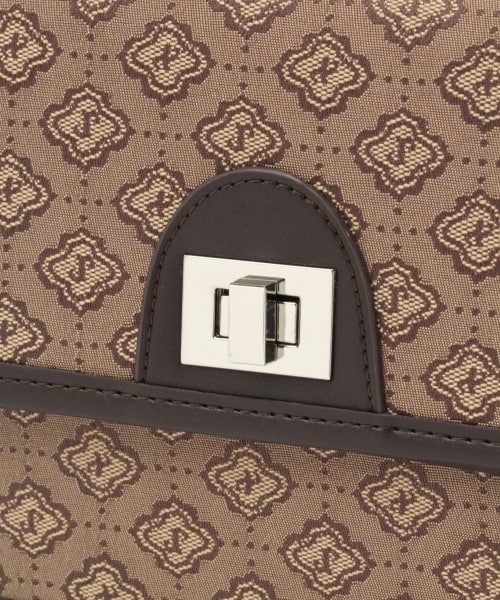 PAGEBOY（ページボーイ）の「モノグラムスクエアショルダー（バッグ・モノトーン系/キャラメル系・ONE SIZE）」の16枚目の写真