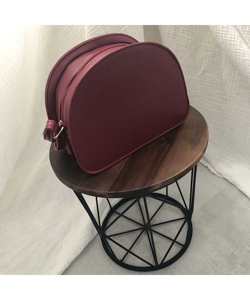 copine(コピン)の「ハーフムーンショルダーバッグ(3color)(ショルダーバッグ・レディース・キャメル/ボルドー/ブラック・ワンサイズ)」の3枚目の写真