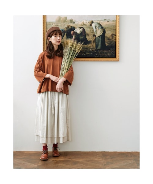 Sunny clouds（サニークラウズ）の「サニークラウズ 半端袖Tシャツ〈レディース〉レンガ（レディースファッション > トップス > Tシャツ・カットソー・レディース・ブラウン・（身幅70/総丈63cm）/（身幅63/総丈61cm）/（身幅66/総丈61cm）/（身幅63/総丈64cm）/（身幅60/総丈61cm）/（身幅60/総丈58cm）/（身幅60/総丈64cm））」の3枚目の写真