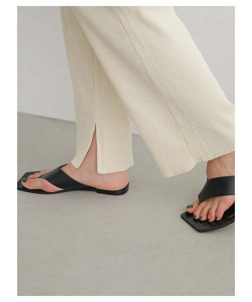 AMERICAN HOLIC(アメリカンホリック)の「裾スリットリブパンツ(パンツ・アイボリー/ブラック・S/M/L)」の11枚目の写真
