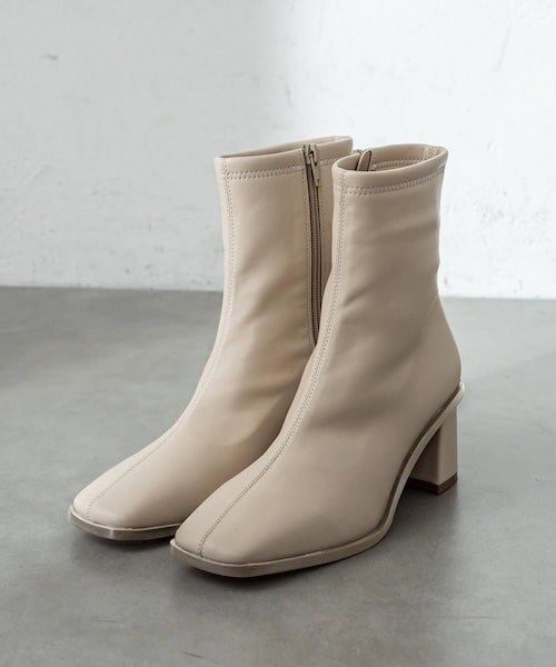 mystic（ミスティック）の「スクエアショートブーツ（ブーティ・レディース・アイボリー/ベージュ/ブラック・36/37/38）」の2枚目の写真