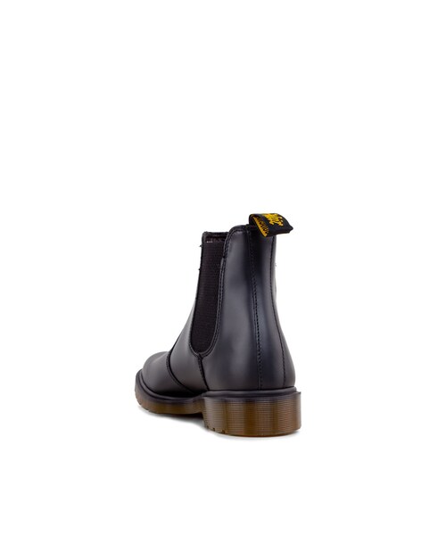 Dr. Martens(ドクターマーチン)の「Chelsea Boot Smooth(シューズ・メンズ・Black・7/8/9/10)」の3枚目の写真