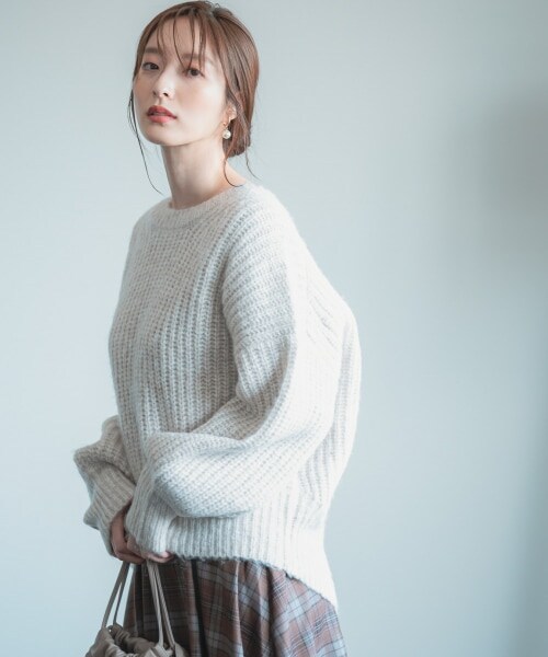 Andemiu（アンデミュウ）の「カタアゼニット（トップス・レディース・ブラウン50/アイボリー52/ブルー80・F）」の2枚目の写真