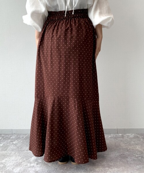 studio CLIP（スタディオクリップ）の「ドットマーメイドスカート（スカート・ブラック/ブラウン・F）」の6枚目の写真