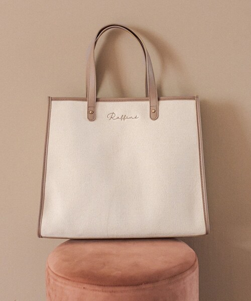 OLIVE des OLIVE（オリーブデオリーブ）の「トリミングトートバッグ（ショルダーバッグ・レディース・オフホワイト/ブラック/ベージュ/ダークブラウン・FREE）」の3枚目の写真