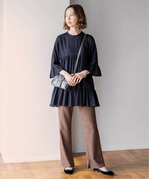 IENA（イエナ）の「《予約》フリルティアードブラウス