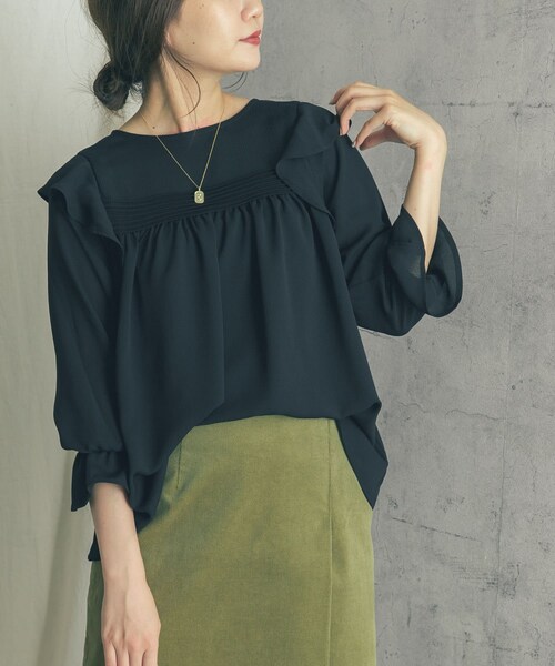 URBAN RESEARCH ROSSO WOMEN（アーバンリサーチ　ロッソ）の「【WEB限定】シアー楊柳ラッフルブラウス（その他・レディース・PINK/BLUE GRAY/BLACK・FREE）」の2枚目の写真