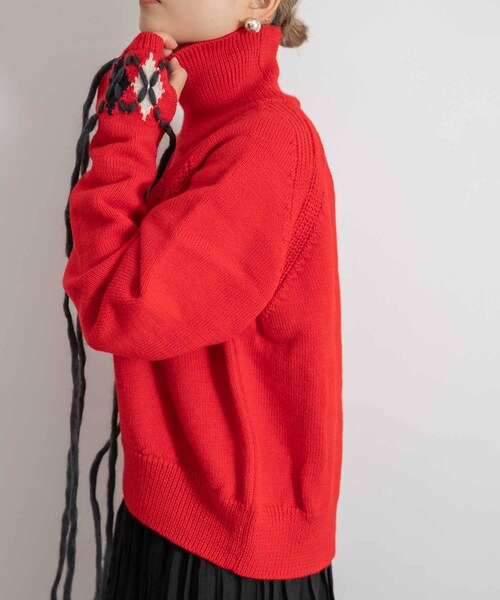 YOHEI OHNO with argyle hands sweater