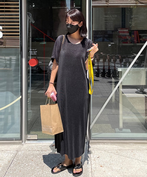 imvely（-）の「リンクルロングワンピース（ワンピース・レディース・그린・FREE0(ミニブリー/XS~M), FREE1(一般ブリー/XS~M)）」の4枚目の写真