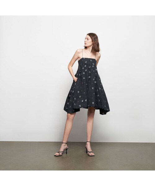 CHARLES & KEITH(チャールズ & キース)の「アンクルストラップ スティレットサンダル / Ankle Strap Stiletto Sandals (Black)(その他・レディース・Black・34/22cm/35/22.5cm/36/23cm/37/23.5cm/38/24.5cm/39/25cm/40/25.5cm)」の4枚目の写真