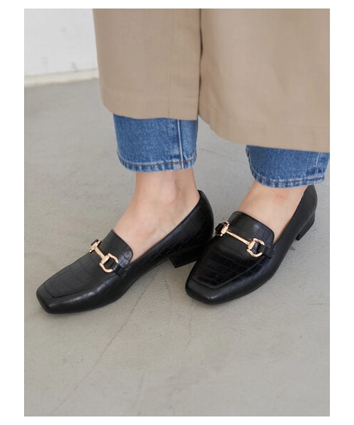 earth music&ecology（アースミュージックアンドエコロジー）の「ORiental TRaffic ビットローファー（シューズ・ブラック/ベージュ・35/36/37/38/39）」の2枚目の写真