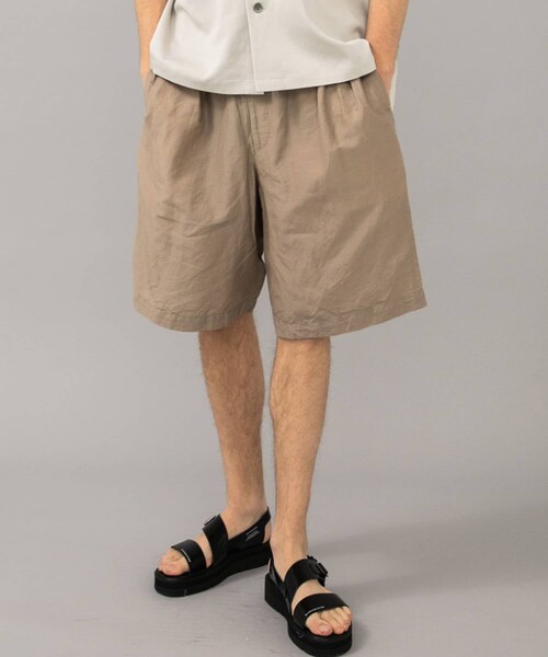 STUDIOUS(ステュディオス)の「2TUCK SHORTS(その他パンツ・メンズ・BGE/TAN/NVY・1/2)」の1枚目の写真