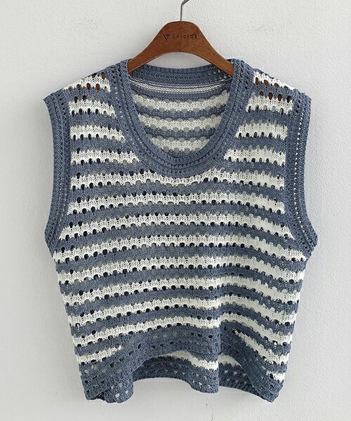 DHOLIC STYLE（ディーホリックスタイル）の「[chicfox] ボーダーパンチングスリーブレス（タンクトップ・レディース・ホワイト/ブルー・FREE）」の2枚目の写真