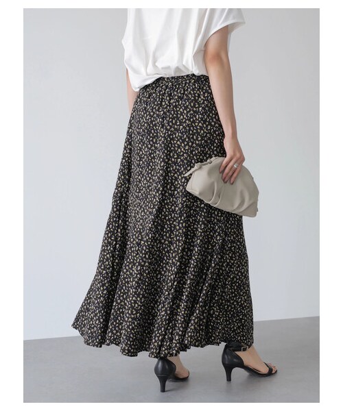 AMERICAN HOLIC（アメリカンホリック）の「ジグザグ切り替えティアードスカート2（スカート・フラワー・M/L）」の5枚目の写真