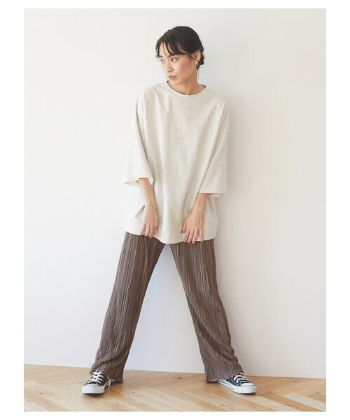 Green　Parks（グリーンパークス）の「・SUGAR SPOON サテンプリーツパンツ（パンツ・チャコールグレー/ブラック/モカ/グリーン・F）」の7枚目の写真