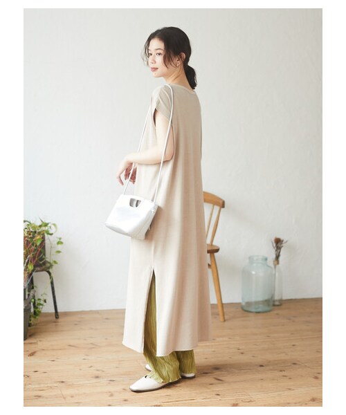 Green　Parks（グリーンパークス）の「・SUGAR SPOON サテンプリーツパンツ（パンツ・チャコールグレー/ブラック/モカ/グリーン・F）」の21枚目の写真