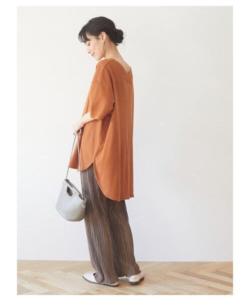 Green　Parks（グリーンパークス）の「・SUGAR SPOON サテンプリーツパンツ（パンツ・チャコールグレー/ブラック/モカ/グリーン・F）」の11枚目の写真