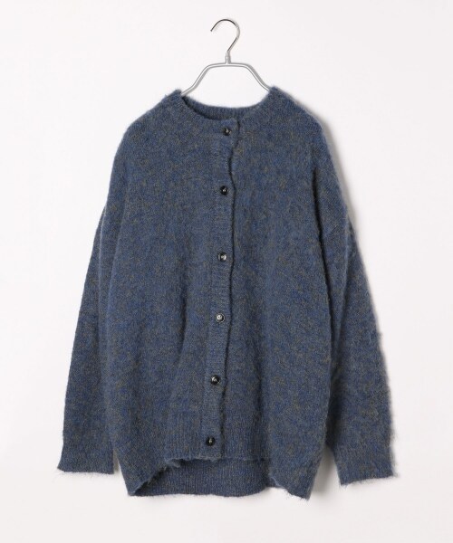PAGEBOY（ページボーイ）の「【WEB先行予約】シャギークルーカーディガン（トップス・レディース・グレージュ/モーブワイン/ブラウン/ディープグリーン/【WEB限定カラー】ブルー・F）」の3枚目の写真