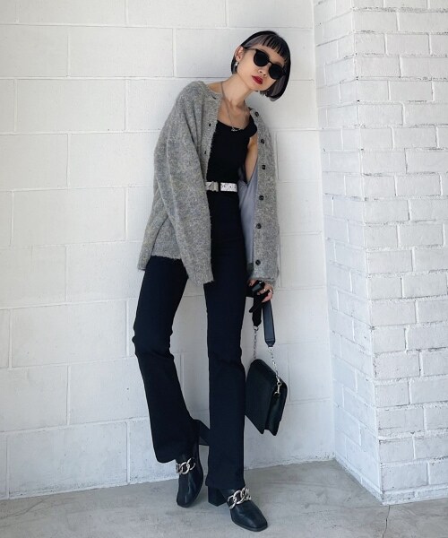 PAGEBOY（ページボーイ）の「【WEB先行予約】シャギークルーカーディガン（トップス・レディース・グレージュ/モーブワイン/ブラウン/ディープグリーン/【WEB限定カラー】ブルー・F）」の8枚目の写真