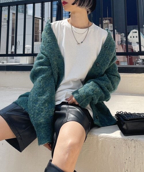 PAGEBOY（ページボーイ）の「【WEB先行予約】シャギークルーカーディガン（トップス・レディース・グレージュ/モーブワイン/ブラウン/ディープグリーン/【WEB限定カラー】ブルー・F）」の16枚目の写真