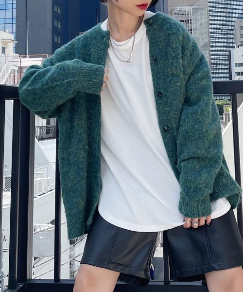 PAGEBOY（ページボーイ）の「【WEB先行予約】シャギークルーカーディガン（トップス・レディース・グレージュ/モーブワイン/ブラウン/ディープグリーン/【WEB限定カラー】ブルー・F）」の17枚目の写真