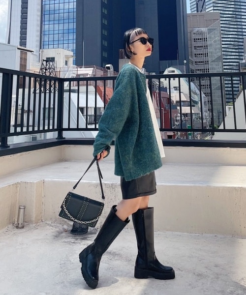 PAGEBOY（ページボーイ）の「【WEB先行予約】シャギークルーカーディガン（トップス・レディース・グレージュ/モーブワイン/ブラウン/ディープグリーン/【WEB限定カラー】ブルー・F）」の18枚目の写真