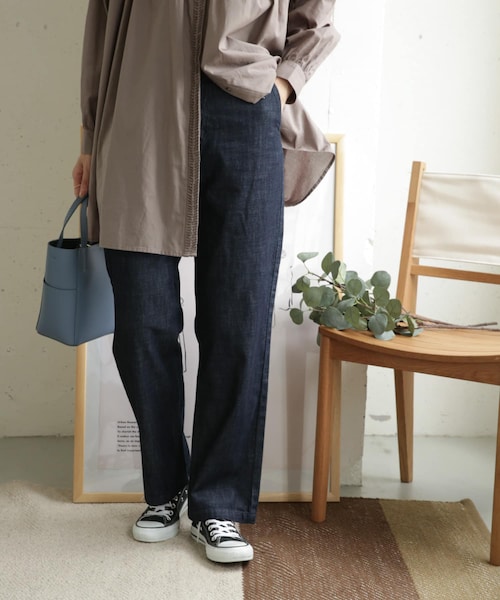 URBAN RESEARCH DOORS(アーバンリサーチドアーズ)の「デニムワイドパンツ(その他・レディース・INDIGO/ONE WASH・36/38/40)」の2枚目の写真