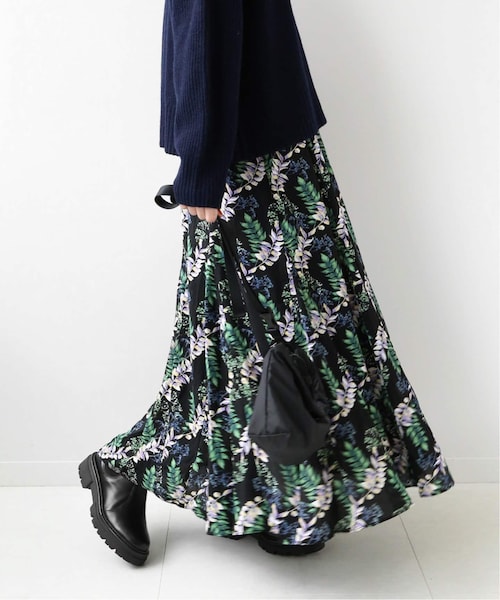 JOURNAL STANDARD relume(ジャーナルスタンダード レリューム)の「《追加予約2》ブラックフローラルマーメイドスカート◆(スカート・グリーン/(030)/フリー/在庫あり)」の16枚目の写真
