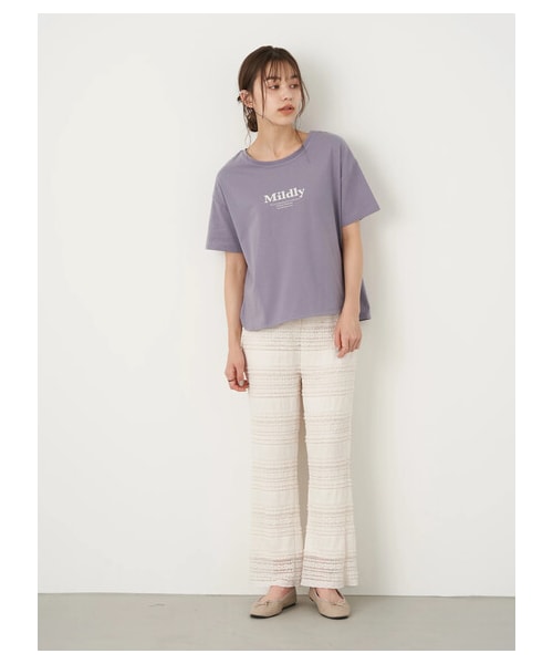 earth music&ecology（アースミュージックアンドエコロジー）の「MildlyロゴTシャツ（トップス・オフホワイト/チャコールグレー/ライトベージュ/ライトパープル・F）」の21枚目の写真