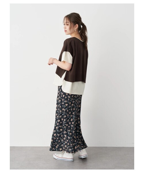 earth music&ecology（アースミュージックアンドエコロジー）の「MildlyロゴTシャツ（トップス・オフホワイト/チャコールグレー/ライトベージュ/ライトパープル・F）」の10枚目の写真