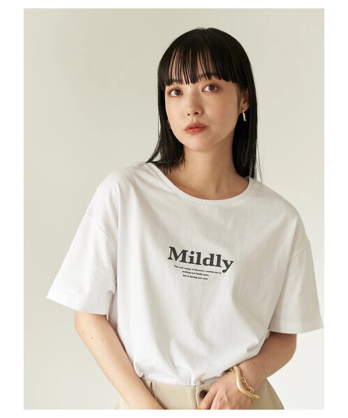 earth music&ecology（アースミュージックアンドエコロジー）の「MildlyロゴTシャツ（トップス・オフホワイト/チャコールグレー/ライトベージュ/ライトパープル・F）」の13枚目の写真