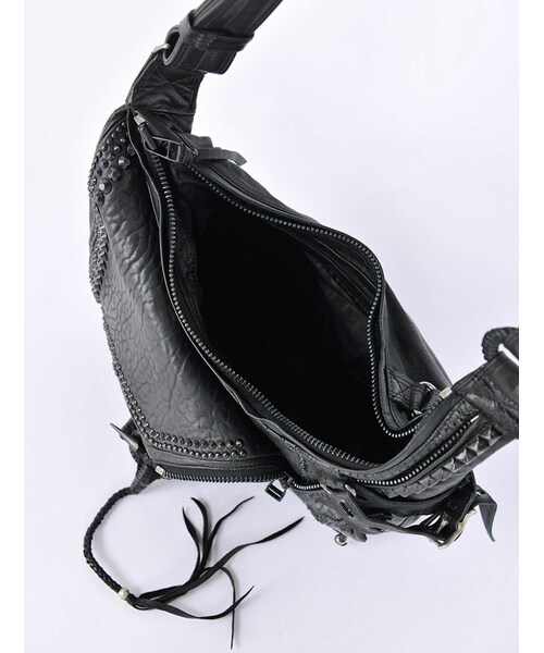 ROYAL FLASH（ロイヤルフラッシュ）の「KMRii/ケムリ/バック/KB