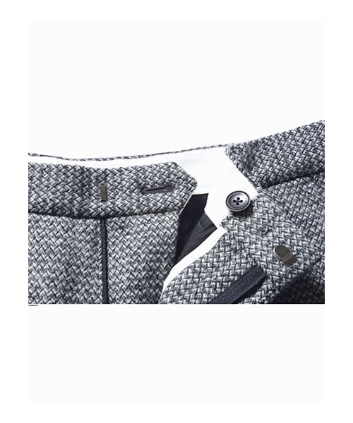 LIFUL MINIMAL GARMENTS.（ライフルミニマルガーメンツ）の「LIFUL WOOL HERRINGBONE SLACKS GREY（その他・メンズ・기타・S/M/L）」の4枚目の写真