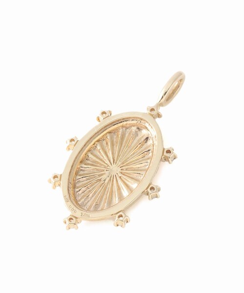 Lilas(リラ)の「オーバルモチーフ*8ピースダイヤチャーム K10(腕時計・ゴールド/(090)/フリー/残り1点)」の4枚目の写真