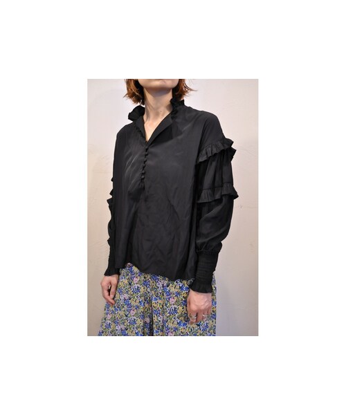 RehersalL（リハーズオール）の「フリルビジューブラウス（シャツ/ブラウス・レディース・グレー/イエロー/ブラック・one）」の2枚目の写真