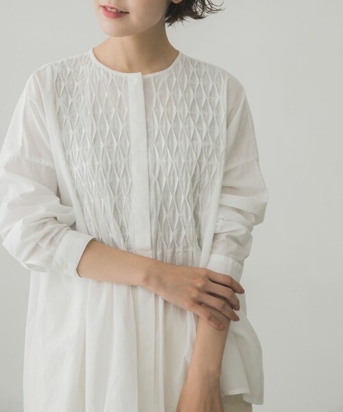 かぐれ（カグレ）の「コットンピンタックブラウス（その他・レディース・OFF WHITE/BLACK・FREE）」の17枚目の写真