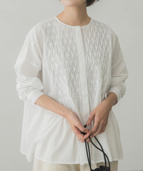 かぐれ（カグレ）の「コットンピンタックブラウス（その他・レディース・OFF WHITE/BLACK・FREE）」の16枚目の写真