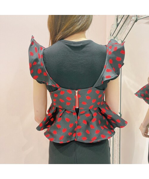 lilLilly（リルリリー）の「チューリップジャガードトップス（トップス・レディース・PINK/RED）」の15枚目の写真