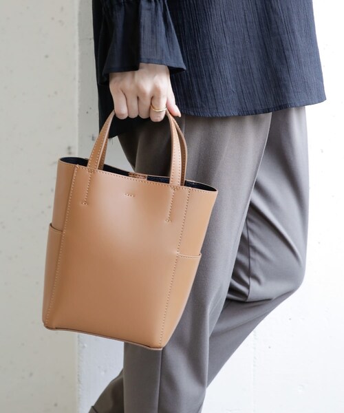 MARCO BIANCHINI(マルコビアンチーニ)の「【WEB限定】MARCO BIANCHINI 2way スクエアショルダーバッグ(その他・レディース・C.ZUCCHERO/NERO/L.BEIGE/CAMEL・FREE)」の3枚目の写真