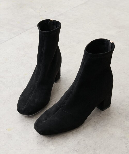 COLLAGE GALLARDAGALANTE(コラージュガリャルダガランテ)の「【PAPILLONNER/パピヨネ】ストレッチスウェードブーツ(ブーティ・レディース・ベージュ/ブラック・S/M/L)」の1枚目の写真