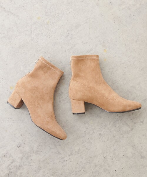 COLLAGE GALLARDAGALANTE(コラージュガリャルダガランテ)の「【PAPILLONNER/パピヨネ】ストレッチスウェードブーツ(ブーティ・レディース・ベージュ/ブラック・S/M/L)」の2枚目の写真