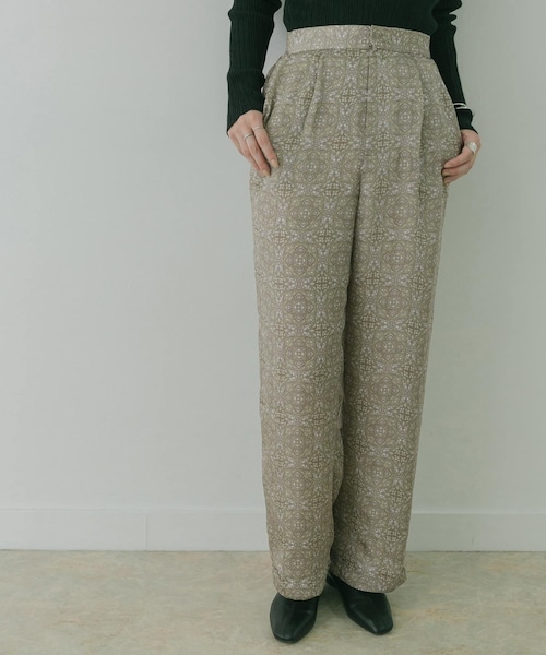 KBF+（ケービーエフプラス）の「KBF+ ダマスクプリントパンツ（その他・レディース・Y.GREEN/PURPLE・one）」の5枚目の写真