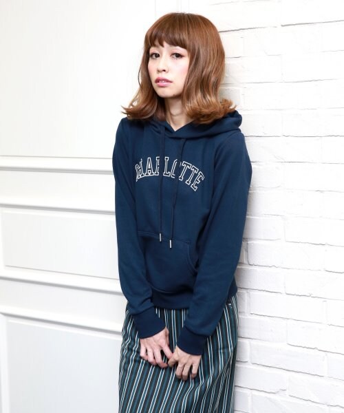 Heather（ヘザー）の「ウラケフードトップス長袖（トップス・レディース・オフホワイト/ピンク系/ネイビー・FREE）」の2枚目の写真