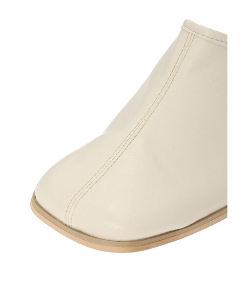 Green　Parks（グリーンパークス）の「・minia スクエアトゥミュール（シューズ・アイボリー/ブラック・S/M/L/LL）」の10枚目の写真