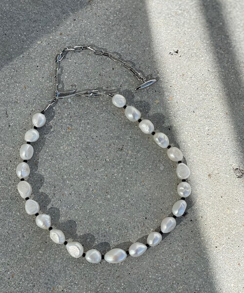 RIVE DROITE(リヴドロワ)の「【in mood(インムード)】BAROQUE PEARLネックレス(ネックレス・レディース・シルバー・F)」の1枚目の写真