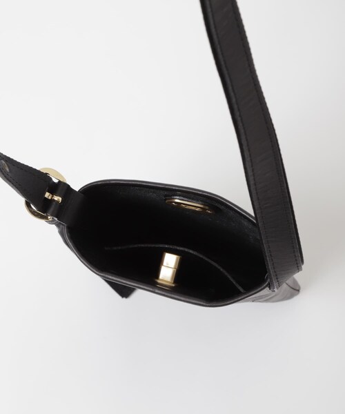 Hender Scheme twist buckle bag XS