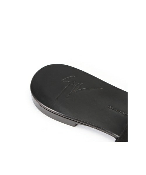 GIUSEPPE ZANOTTI DESIGN（ジュゼッペザノッティデザイン）の