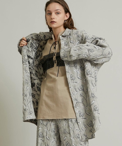 EBONY（エボニー）の「フラワージャガードシャツ E21AW/T-03（）」 - WEAR